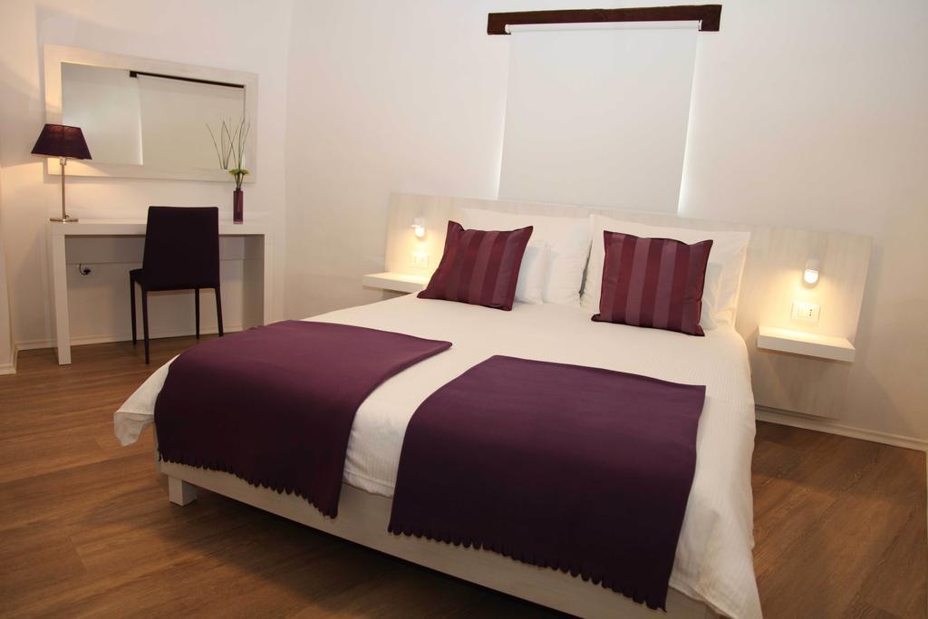 Boutique Hotel Dvor Dobrovo Phòng bức ảnh