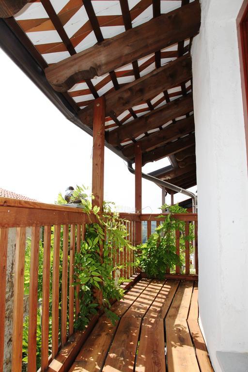 Boutique Hotel Dvor Dobrovo Ngoại thất bức ảnh