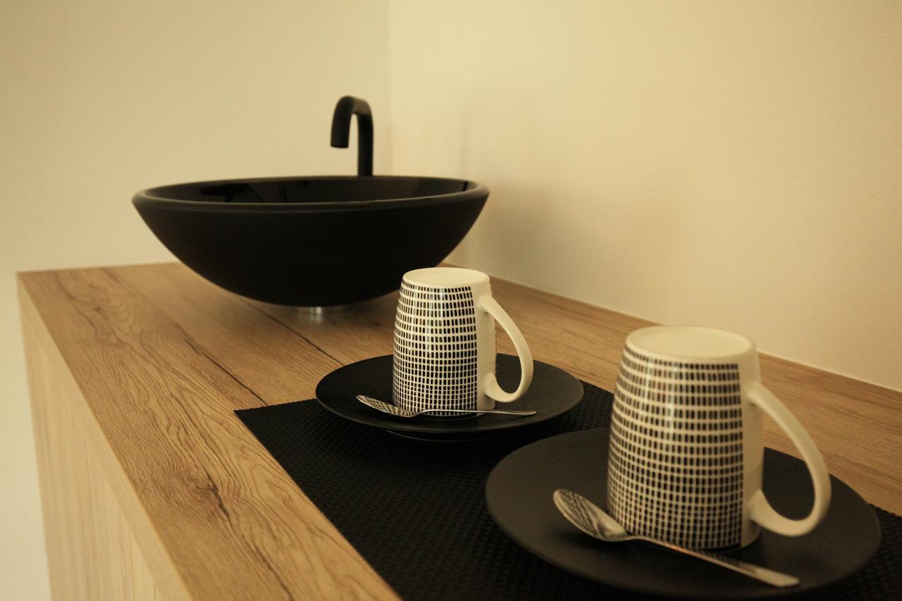 Boutique Hotel Dvor Dobrovo Ngoại thất bức ảnh